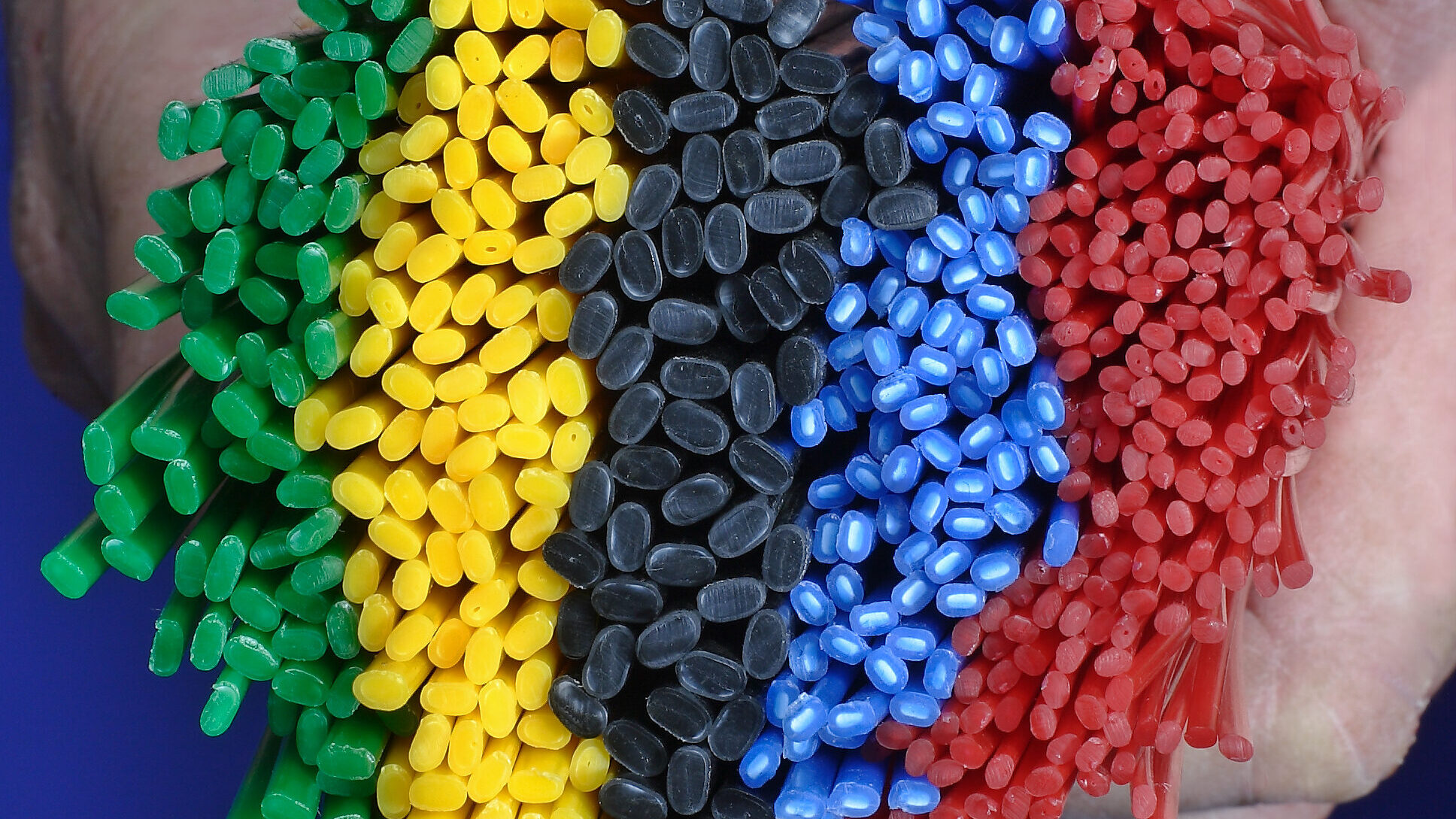 Sajas Group harjakuitujen poikkileikkaus